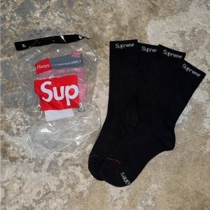 Supreme Black Casual Crew Socks
